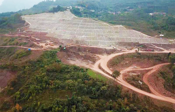 綏江C區(qū)場地變形治理工程項目土石方工程圓滿完成開挖2小圖.jpg